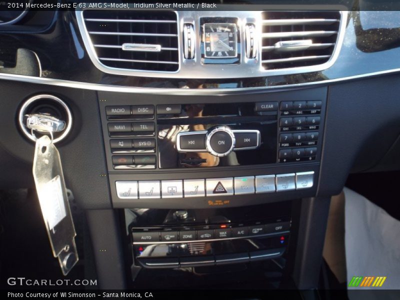 Controls of 2014 E 63 AMG S-Model