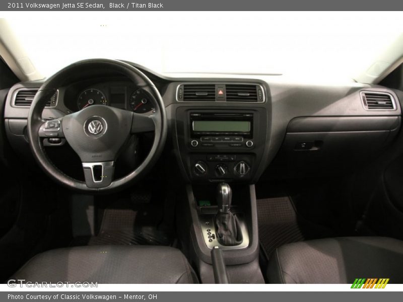 Black / Titan Black 2011 Volkswagen Jetta SE Sedan