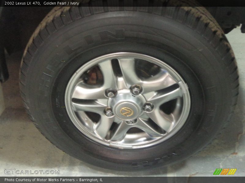 Golden Pearl / Ivory 2002 Lexus LX 470