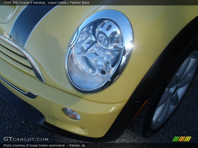 Liquid Yellow / Panther Black 2005 Mini Cooper S Hardtop