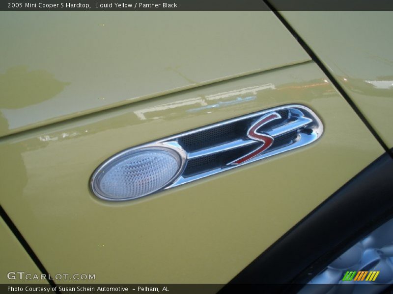 Liquid Yellow / Panther Black 2005 Mini Cooper S Hardtop