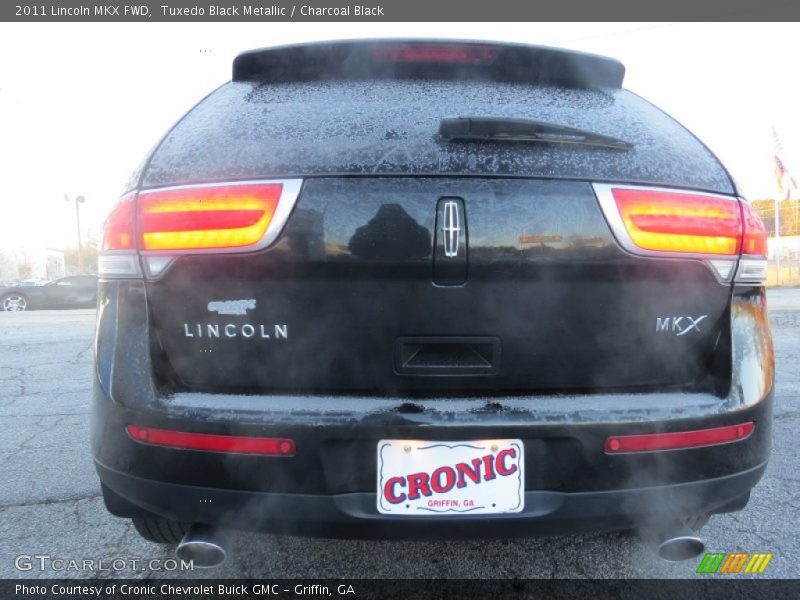 Tuxedo Black Metallic / Charcoal Black 2011 Lincoln MKX FWD