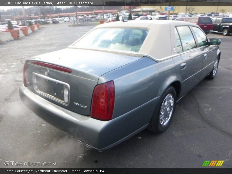 Green Silk / Cashmere 2005 Cadillac DeVille Sedan