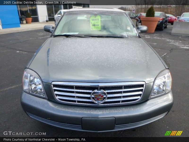 Green Silk / Cashmere 2005 Cadillac DeVille Sedan