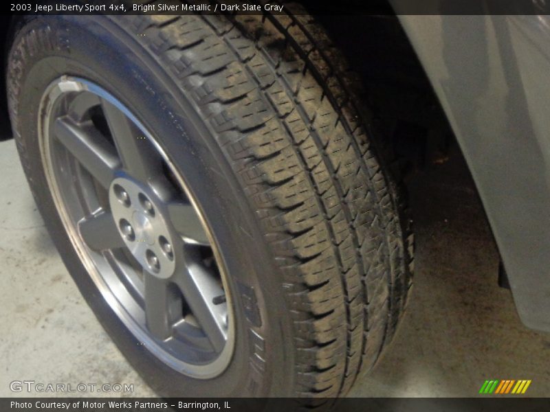Bright Silver Metallic / Dark Slate Gray 2003 Jeep Liberty Sport 4x4