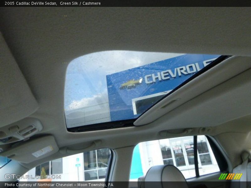 Green Silk / Cashmere 2005 Cadillac DeVille Sedan