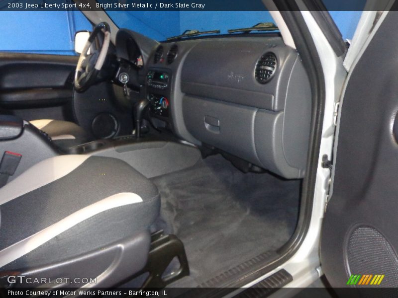 Bright Silver Metallic / Dark Slate Gray 2003 Jeep Liberty Sport 4x4