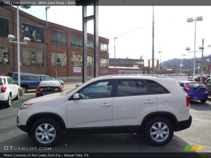 White Sand Beige / Black 2011 Kia Sorento LX
