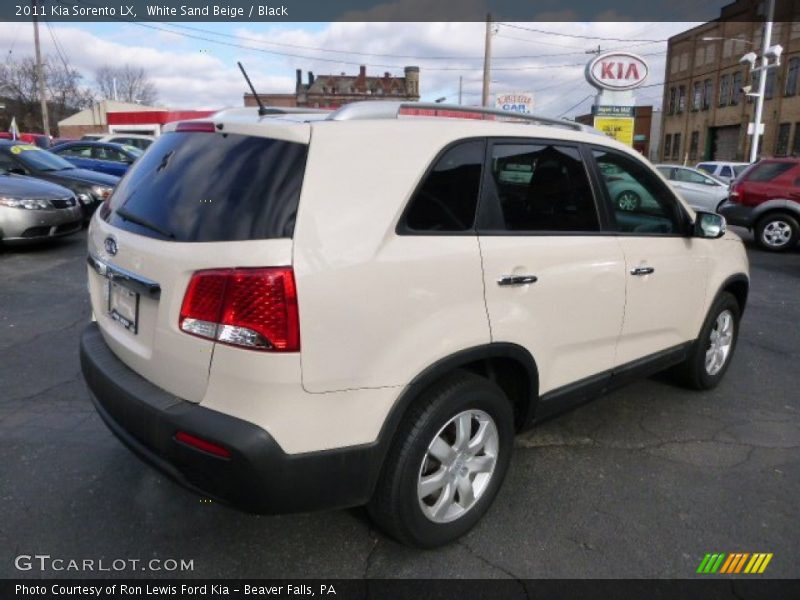 White Sand Beige / Black 2011 Kia Sorento LX