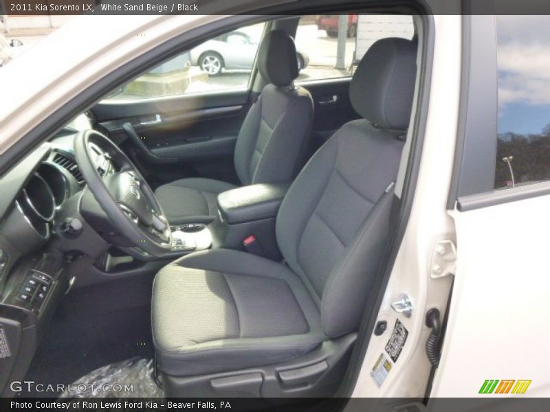 White Sand Beige / Black 2011 Kia Sorento LX