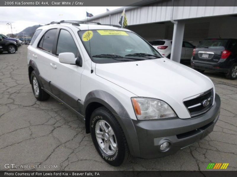 Front 3/4 View of 2006 Sorento EX 4x4