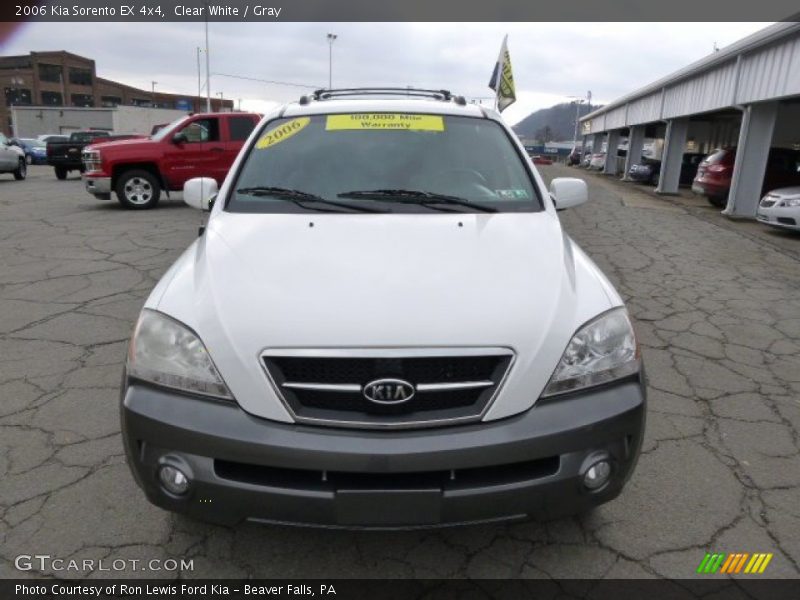 Clear White / Gray 2006 Kia Sorento EX 4x4
