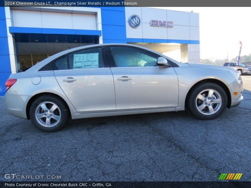 Champagne Silver Metallic / Medium Titanium 2014 Chevrolet Cruze LT