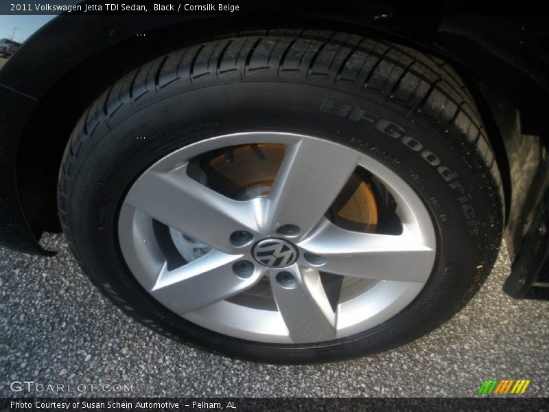 Black / Cornsilk Beige 2011 Volkswagen Jetta TDI Sedan