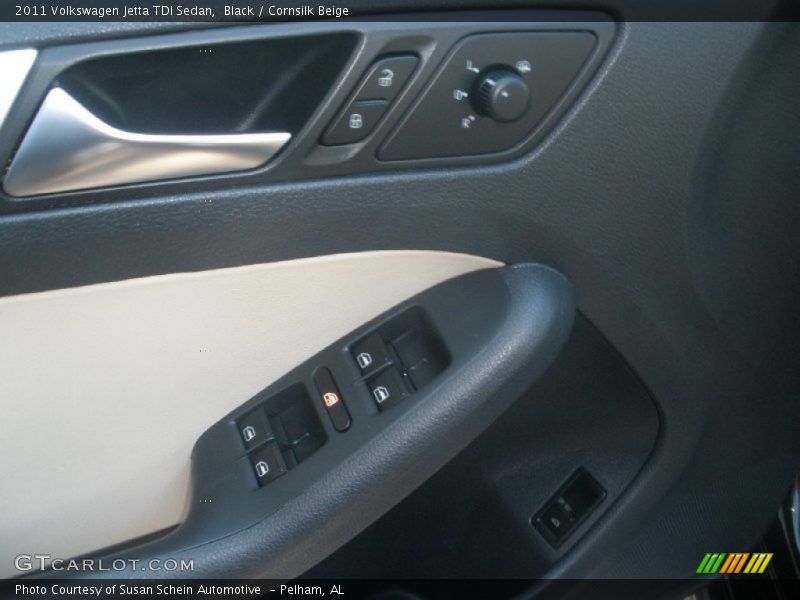 Black / Cornsilk Beige 2011 Volkswagen Jetta TDI Sedan
