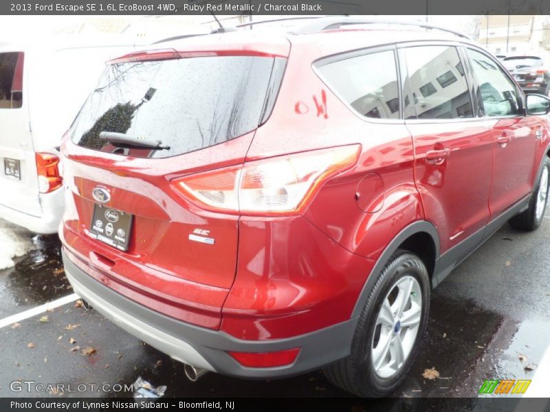 Ruby Red Metallic / Charcoal Black 2013 Ford Escape SE 1.6L EcoBoost 4WD