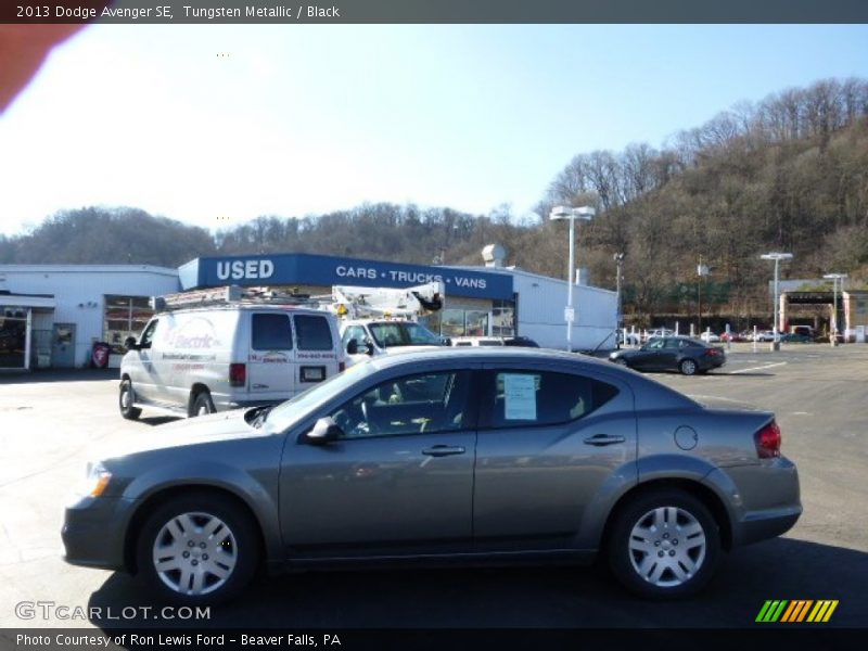 Tungsten Metallic / Black 2013 Dodge Avenger SE