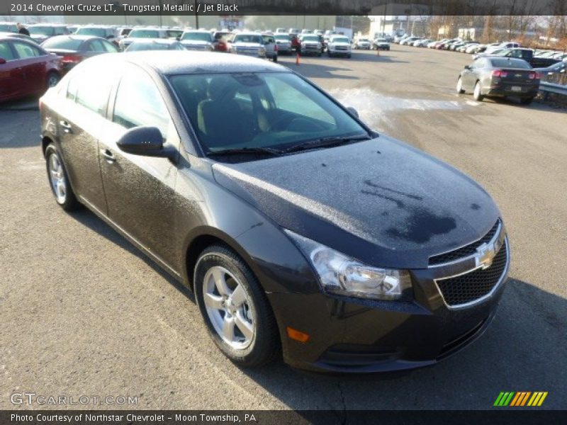 Tungsten Metallic / Jet Black 2014 Chevrolet Cruze LT