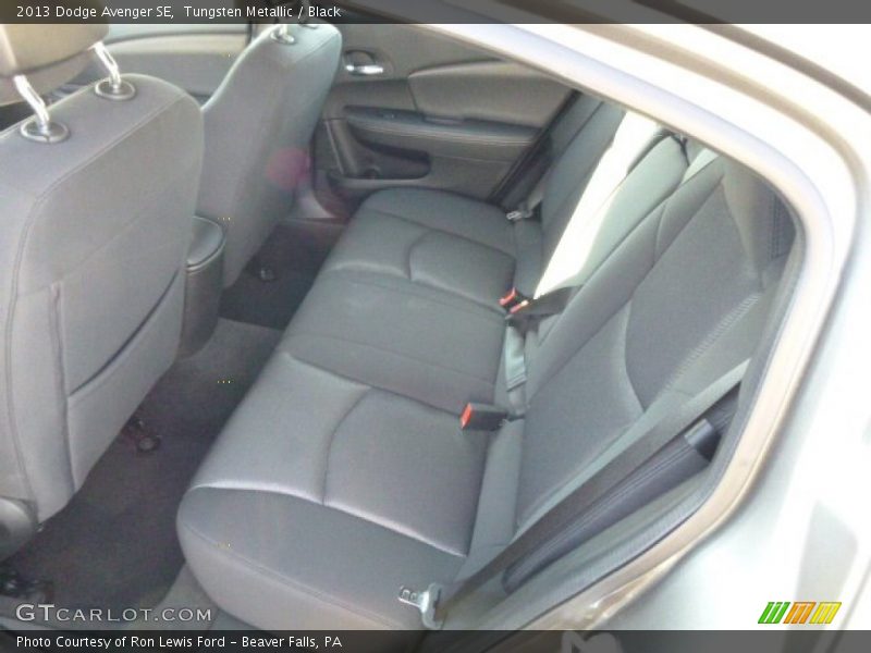 Tungsten Metallic / Black 2013 Dodge Avenger SE