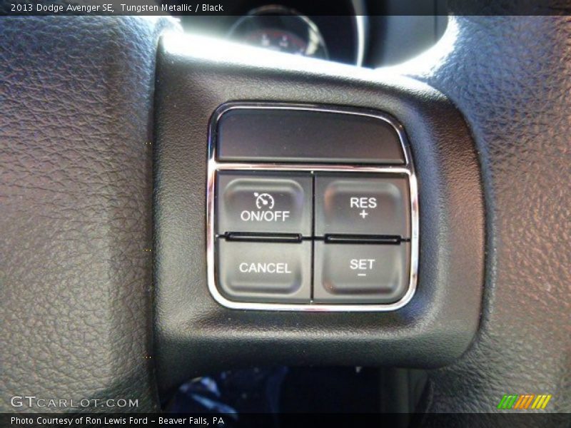 Tungsten Metallic / Black 2013 Dodge Avenger SE