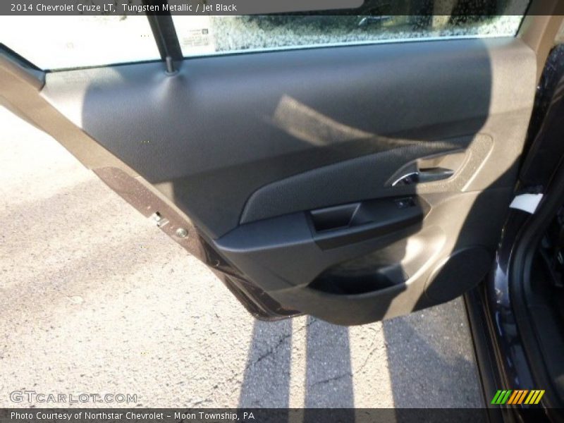 Tungsten Metallic / Jet Black 2014 Chevrolet Cruze LT