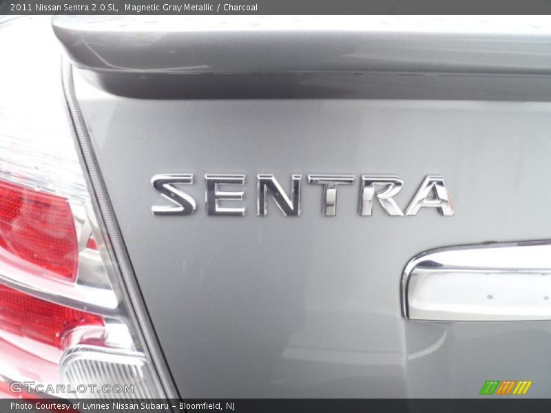 Magnetic Gray Metallic / Charcoal 2011 Nissan Sentra 2.0 SL