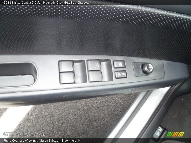 Magnetic Gray Metallic / Charcoal 2011 Nissan Sentra 2.0 SL