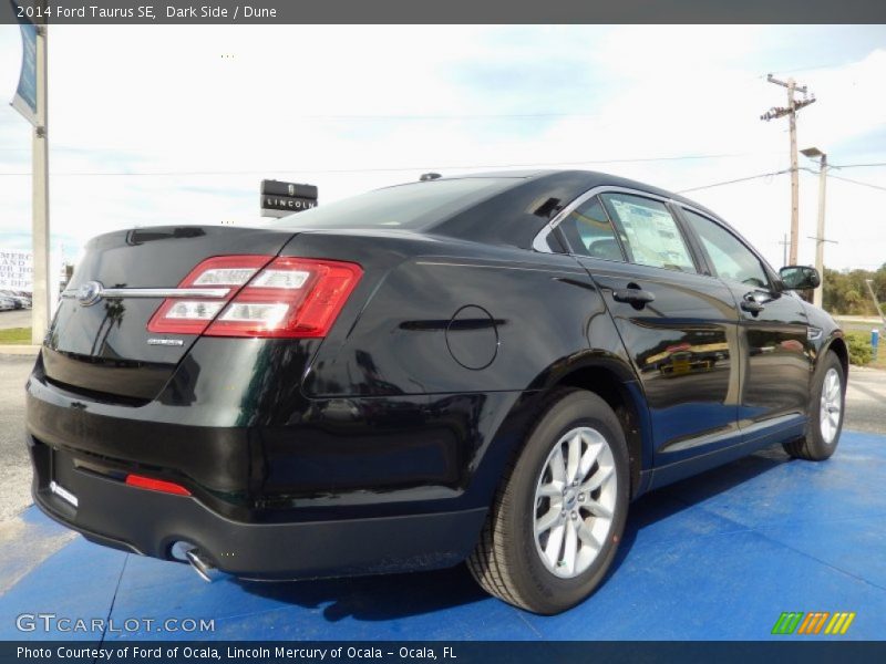 Dark Side / Dune 2014 Ford Taurus SE