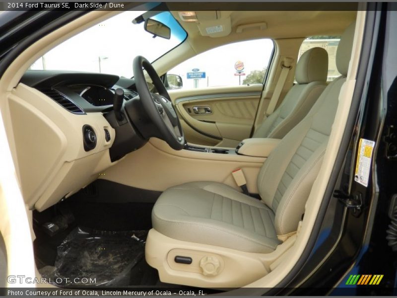  2014 Taurus SE Dune Interior
