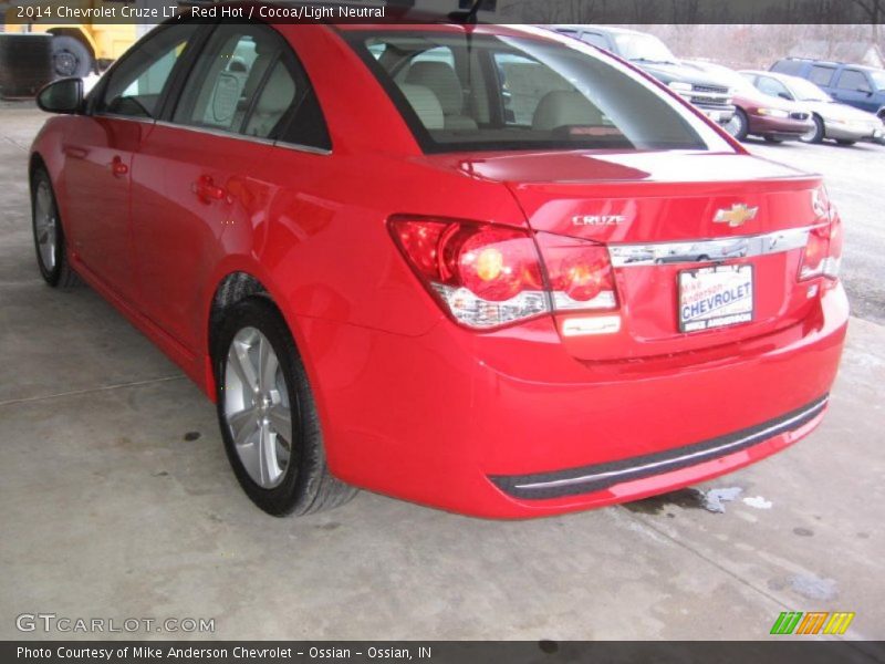 Red Hot / Cocoa/Light Neutral 2014 Chevrolet Cruze LT
