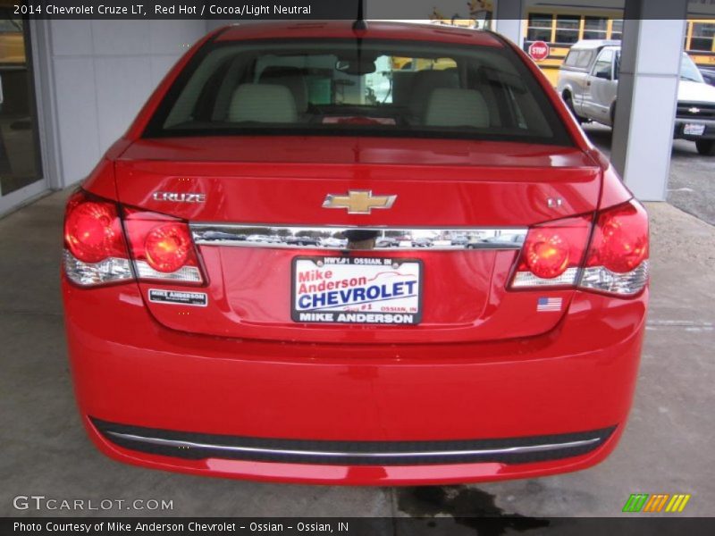 Red Hot / Cocoa/Light Neutral 2014 Chevrolet Cruze LT