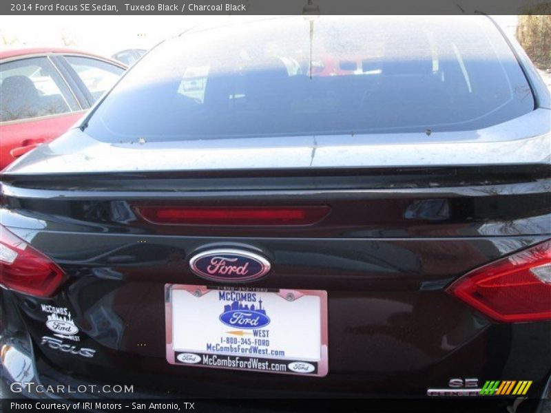 Tuxedo Black / Charcoal Black 2014 Ford Focus SE Sedan