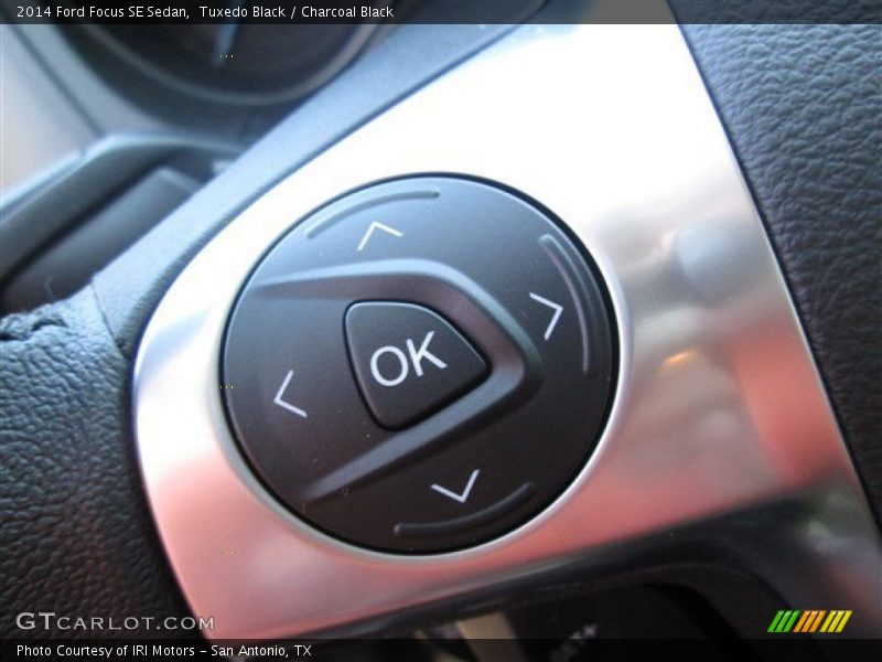Tuxedo Black / Charcoal Black 2014 Ford Focus SE Sedan