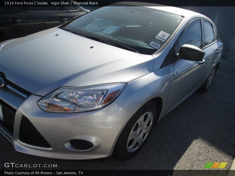 Ingot Silver / Charcoal Black 2014 Ford Focus S Sedan