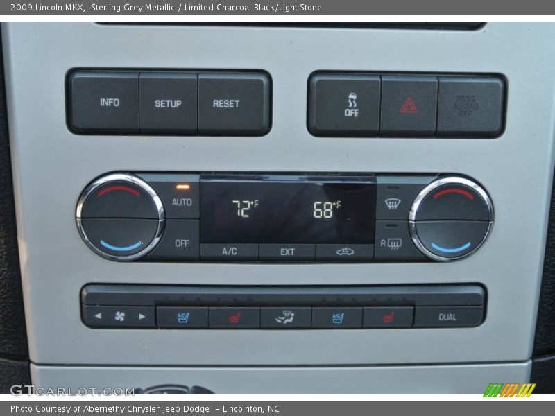 Sterling Grey Metallic / Limited Charcoal Black/Light Stone 2009 Lincoln MKX