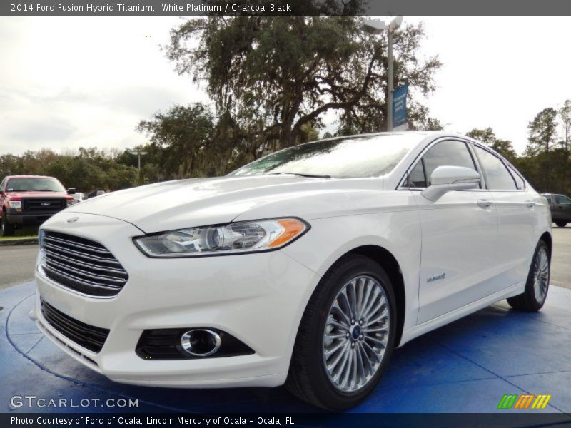 Front 3/4 View of 2014 Fusion Hybrid Titanium