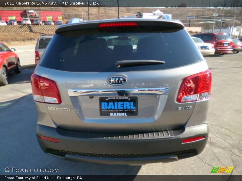 Titanium Silver / Black 2011 Kia Sorento EX V6 AWD
