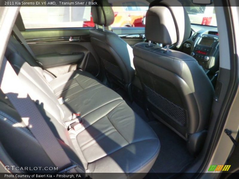 Titanium Silver / Black 2011 Kia Sorento EX V6 AWD