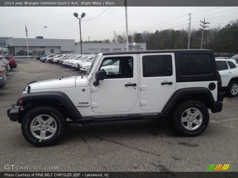 Bright White / Black 2014 Jeep Wrangler Unlimited Sport S 4x4