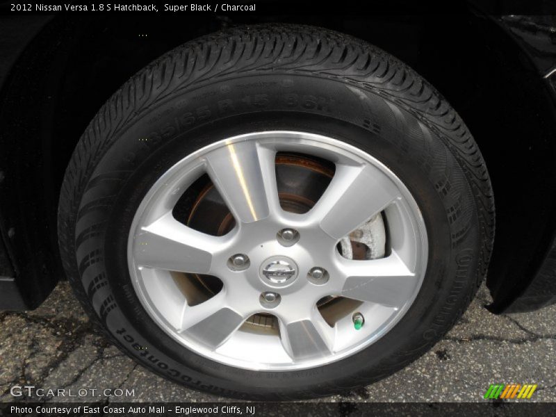 Super Black / Charcoal 2012 Nissan Versa 1.8 S Hatchback