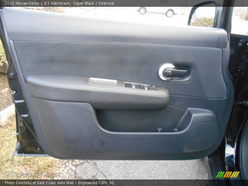 Super Black / Charcoal 2012 Nissan Versa 1.8 S Hatchback