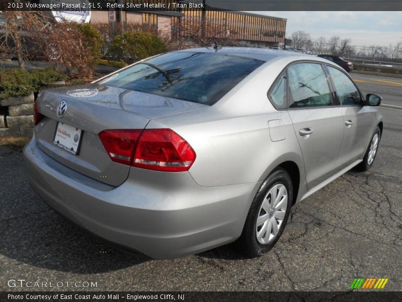 Reflex Silver Metallic / Titan Black 2013 Volkswagen Passat 2.5L S