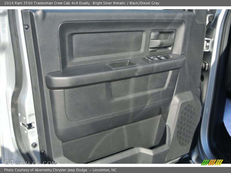 Bright Silver Metallic / Black/Diesel Gray 2014 Ram 3500 Tradesman Crew Cab 4x4 Dually