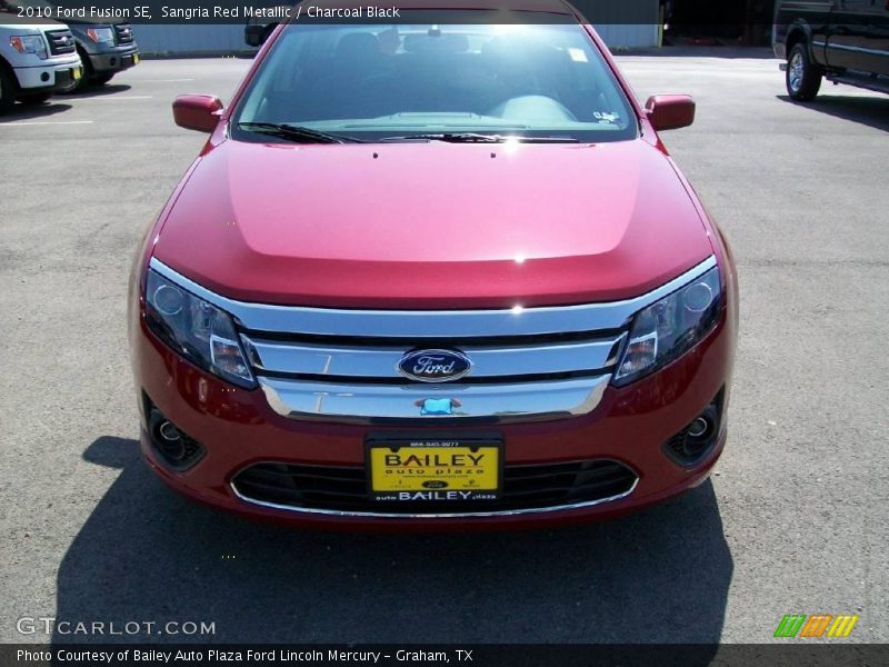 Sangria Red Metallic / Charcoal Black 2010 Ford Fusion SE