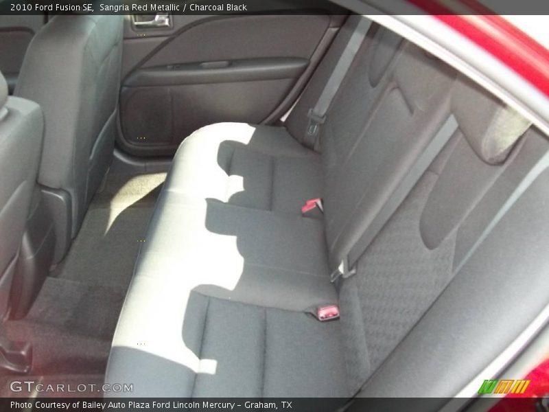 Sangria Red Metallic / Charcoal Black 2010 Ford Fusion SE