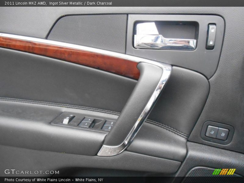 Ingot Silver Metallic / Dark Charcoal 2011 Lincoln MKZ AWD