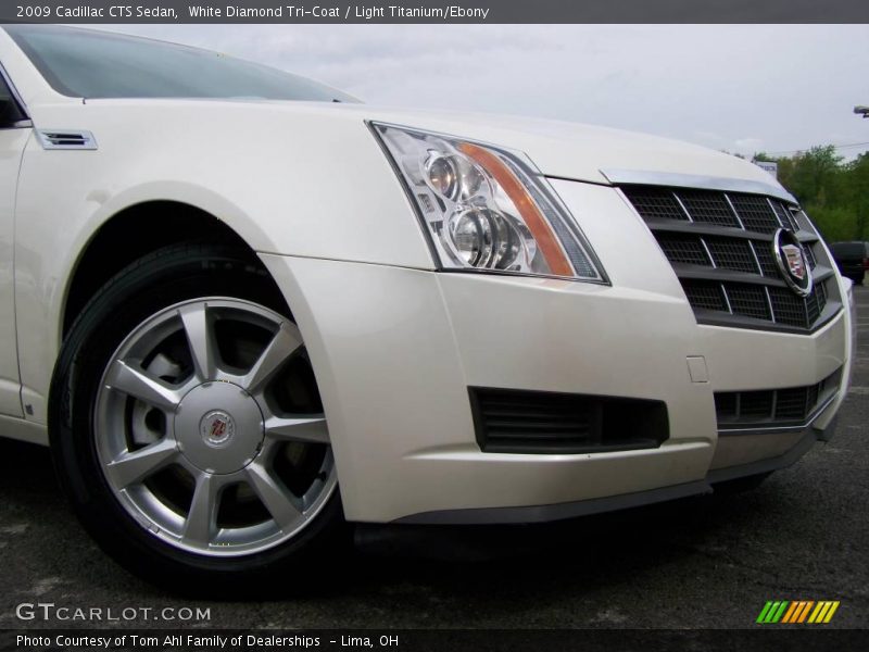 White Diamond Tri-Coat / Light Titanium/Ebony 2009 Cadillac CTS Sedan