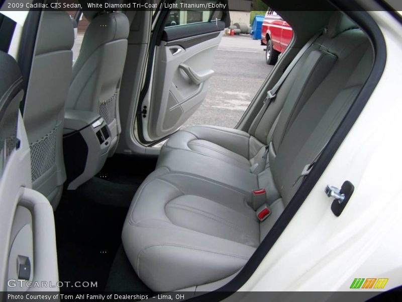 White Diamond Tri-Coat / Light Titanium/Ebony 2009 Cadillac CTS Sedan