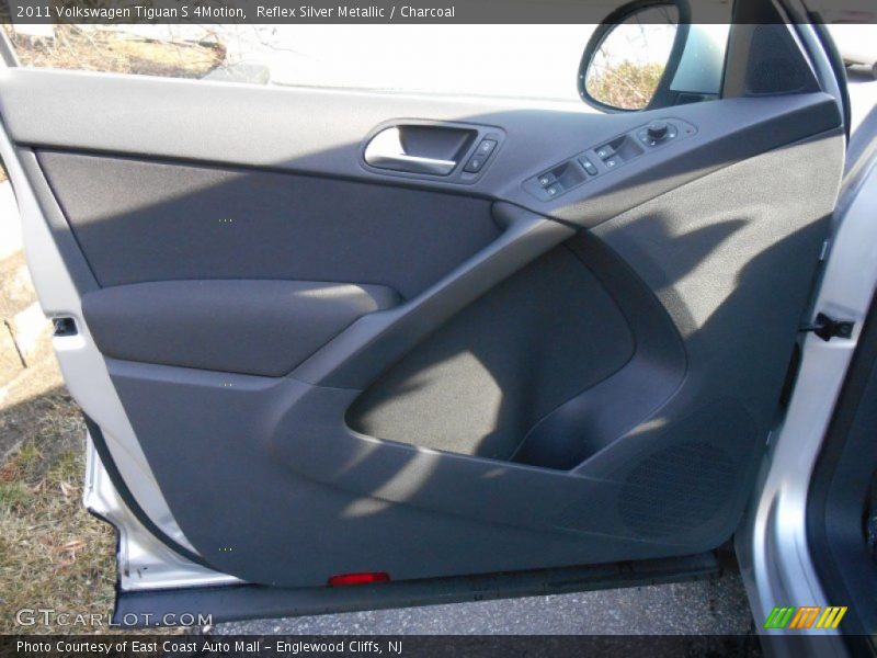 Reflex Silver Metallic / Charcoal 2011 Volkswagen Tiguan S 4Motion