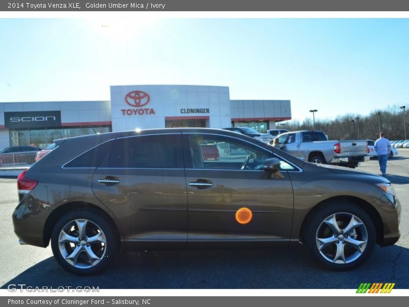 Golden Umber Mica / Ivory 2014 Toyota Venza XLE